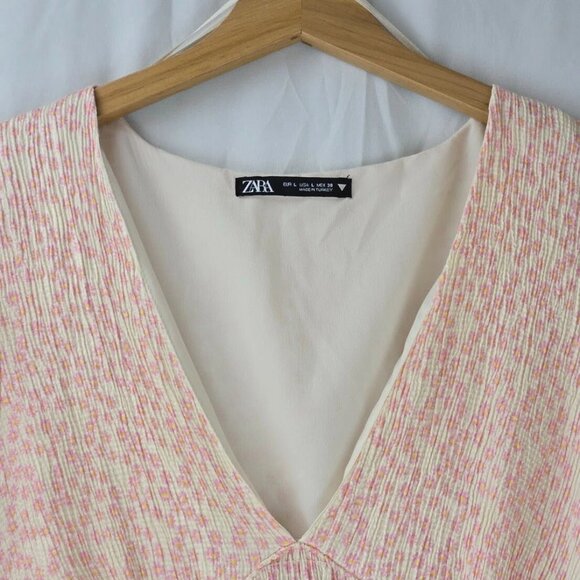 Zara Pink Ditsy Floral Smocked V-Neck Mini Dress Size Large - Picture 2 of 15